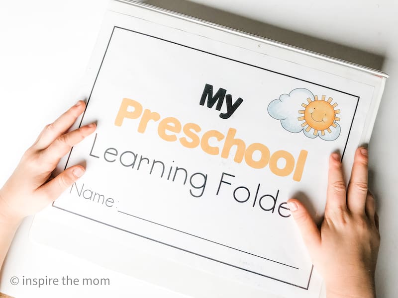 printable learning folder - inspire the mom