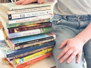 100+ Incredible Books for 5th Grade Girls (cover). www.inspirethemom.com