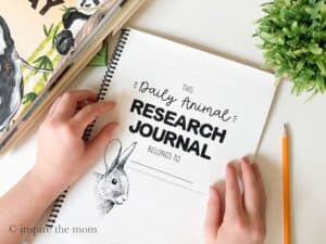 Help kids learn animal classification through engaging printables and a new animal every day. Animal research journal. www.inspirethemom.com